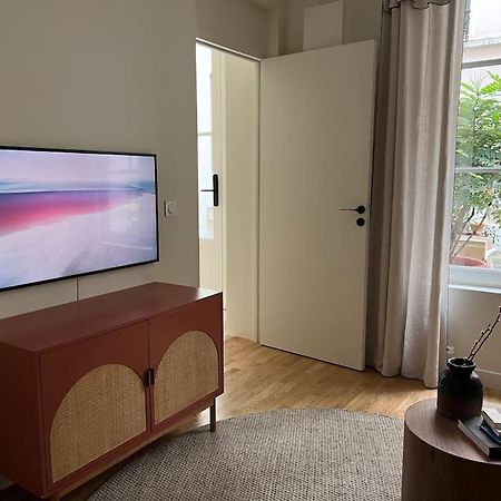 דירות פריז Marais - Unique Duplex Decorated With Taste מראה חיצוני תמונה